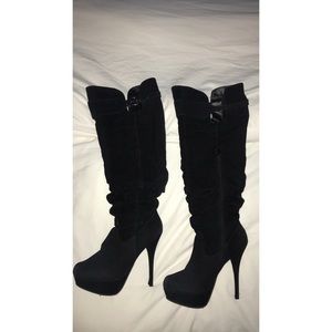 One time worn shiekh boots